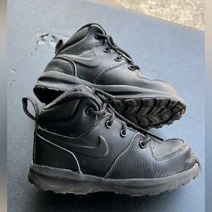 toddler size 10 nike boots